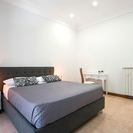 Appia Luxe - A Poche Fermate Del Centro Roma Exterior foto