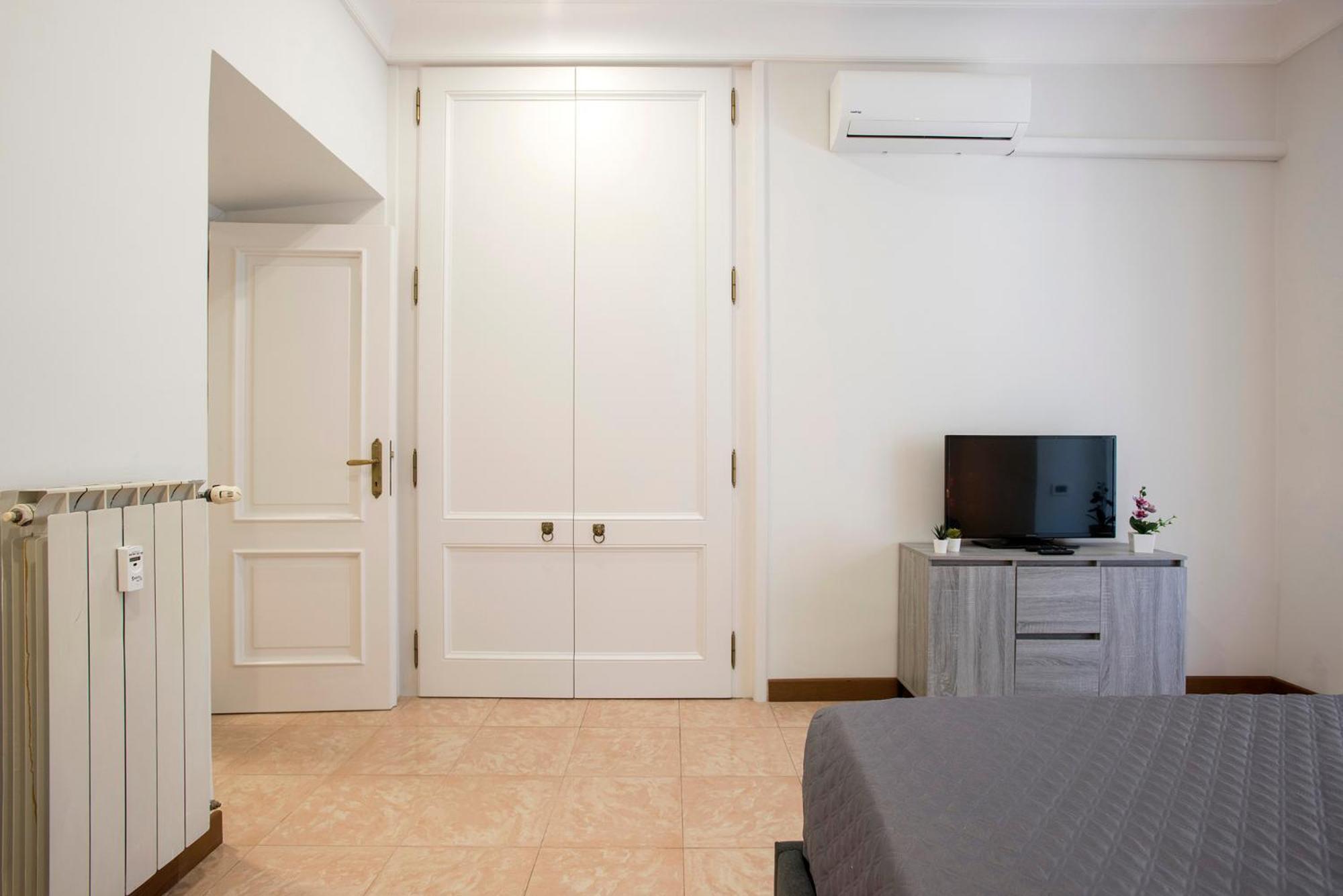 Appia Luxe - A Poche Fermate Del Centro Roma Exterior foto